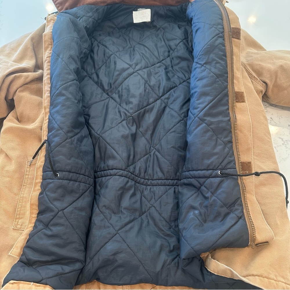 Vintage Carhartt Men's Fur Trimmed Hooded Coat - Picture 14 of 16